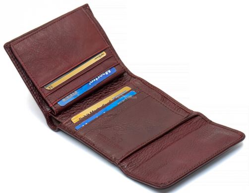 Коричневый женский кошелек из натуральной кожи с магнитами для фиксации Marco Covernа МС-2047А-8