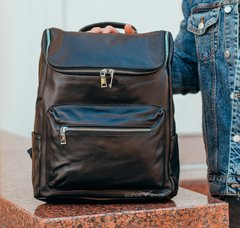 Мужской кожаный рюкзак черного цвета Tiding Bag ТВ-130015
