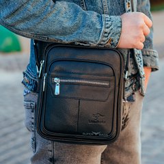 Чоловіча компактна шкіряна сумка чорного кольору Borsa Leather